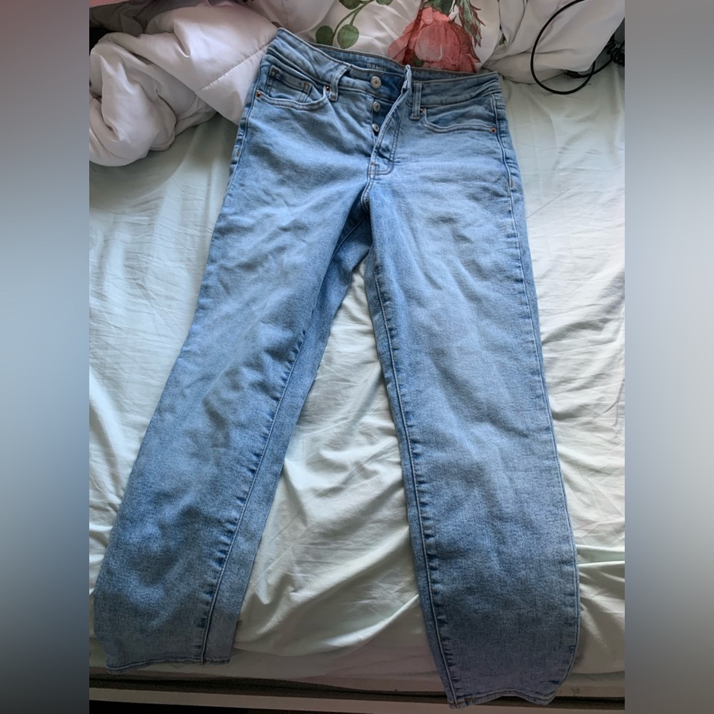 4 button jeans